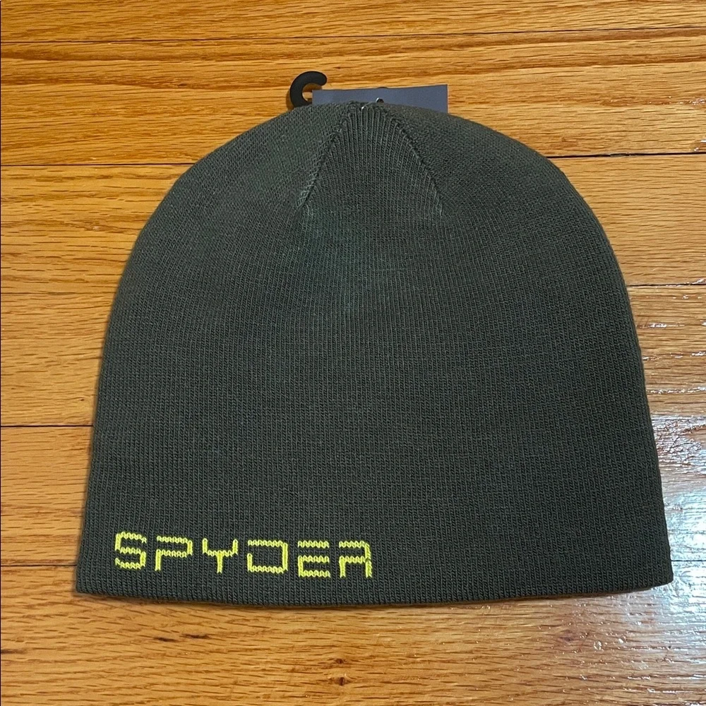NWT Spyder Kids Warp Reversible Beanie Hat